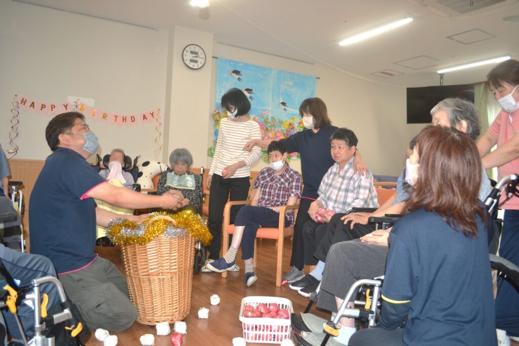 5月のお誕生日会をしました