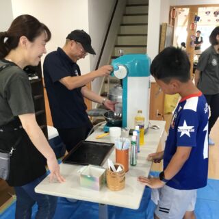 .
こんにちは、本部事務局です。
.
8月24日に陽だまり地域貢献事業として
『陽だまり夏まつり』を開催しました！
.
.
わなげやボッチャ等の景品付きゲームや
無料屋台も出店し、
地域の皆さんには楽しんでいただけたのではないかと思います☺️
.
.
暑い中、たくさんの来場ありがとうございました！
.
.
.
#たかしま会 #地域貢献事業 #夏祭り #屋台 #たこ焼き #焼きそば #カレー #かき氷 #スーパーボールすくい #ヨーヨー #わなげ #ストラックアウト #ボッチャ #福祉施設 #福祉 #介護 #養護老人ホーム #藤波園 #障害者施設 #藤美寮 #障がい者デイサービス #デイサービスセンター藤 #アンフィニ #就労継続支援B型 #藤の樹工房 #藤美相談支援事業所 #滋賀県 #高島市 #利用者募集 #メタセコイア並木